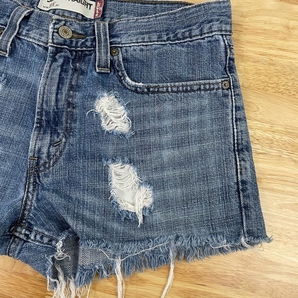 Levi's 514 Slim Straight Raw Hem Denim Shorts- Sz 31 - Picture 3 of 7